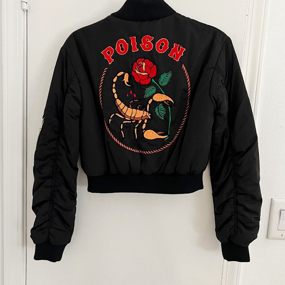 Poster Girl Black Bomber Jacket with Poison/Scorpion Embroidered Motif Size XS - Picture 3 of 8